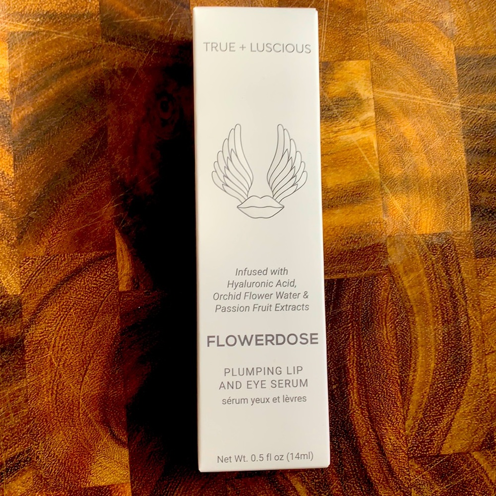 True+Luscious plumping lip and eye serum